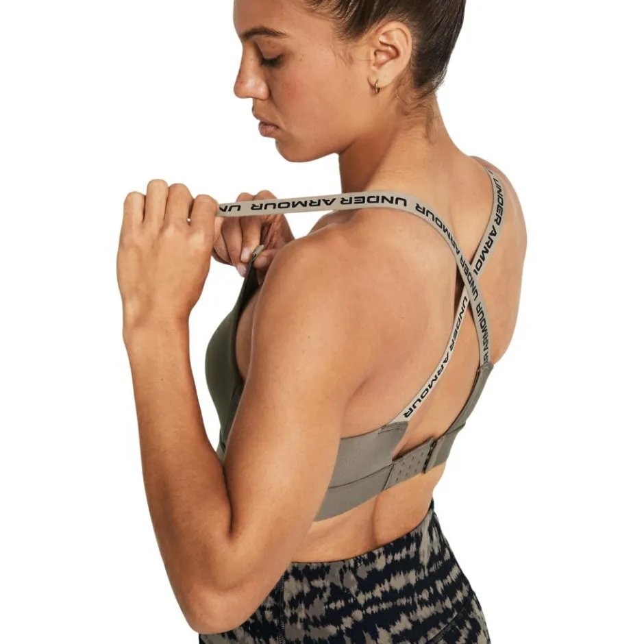 Under Armour - Woen' Infinity id 2.0 Bra - port-BH