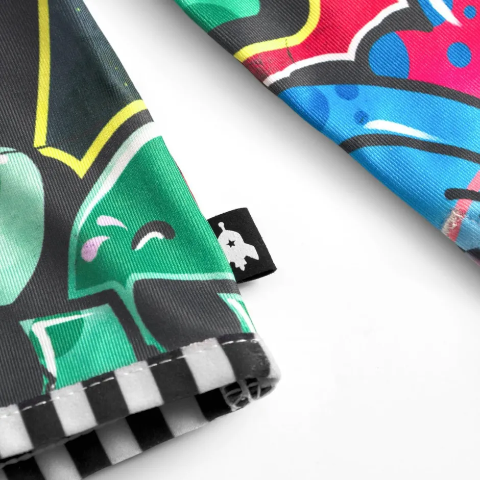 WeeDo Skibekleidung|Shirts, Hemden & Longsleeves-- Kid's Cosmo Sprayprint Thermoshirt - Funktionsshirt Print / Black